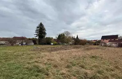 Terrain à bâtir, 751 m²