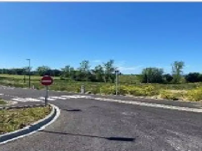 Terrain à bâtir, 690 m² - Lavalette (11290)