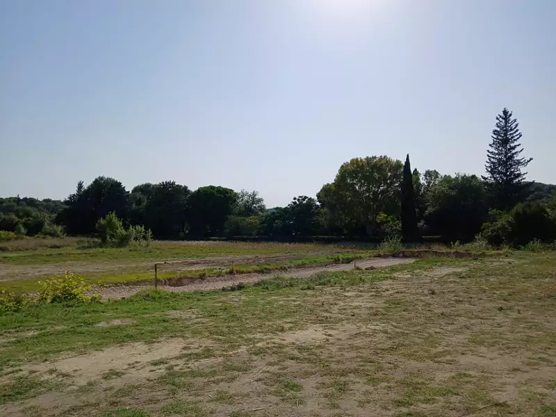 Terrain à bâtir, 544 m² - Aubais (30250)