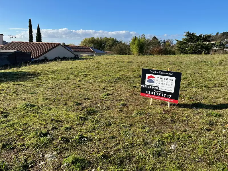 Terrain à bâtir, 471 m² - Saint-Pierre-Montlimart (49110)