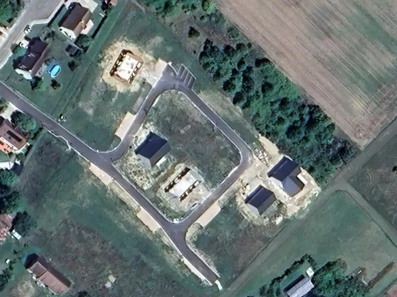 Terrain à bâtir, 667 m² - Mézières-lez-Cléry (45370)