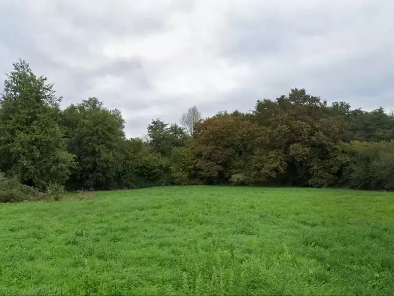 Terrain à bâtir, 570 m² - Emerainville (77184)