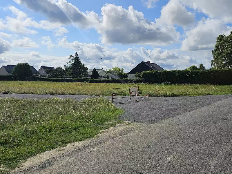 Terrain à bâtir, 489 m² - Varrains (49400)