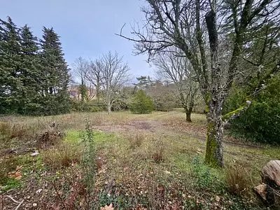 Terrain à bâtir, 1 072 m²