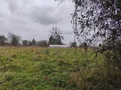 Terrain à bâtir, 1 458 m²