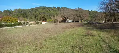 Terrain à bâtir, 1 230 m²