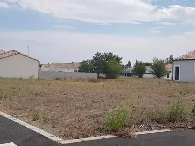 Terrain à bâtir, 600 m² - Alzonne (11170)