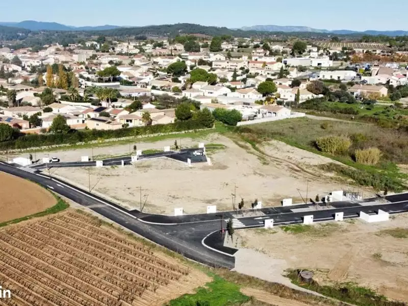 Terrain à bâtir, 411 m² - Puisserguier (34620)