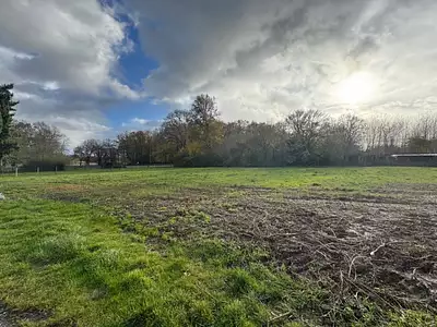 Terrain à bâtir, 866 m²