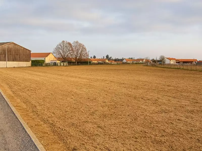 Terrain à bâtir, 360 m² - Melun (77000)