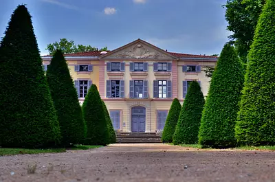 Le Cèdre Bleu