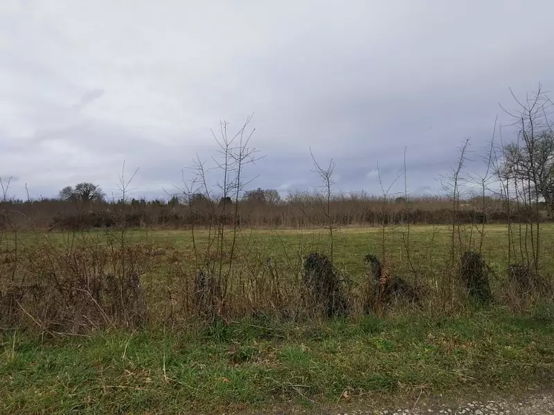 Terrain à bâtir, 460 m² - Saint-Pierre-d'Aurillac (33490)