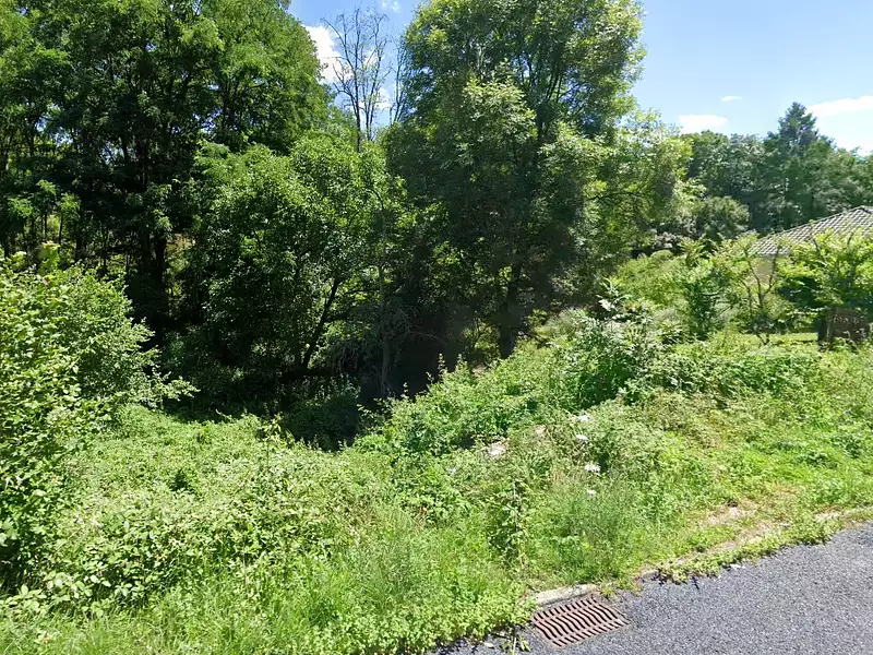 Terrain à bâtir, 672 m² - Brive-la-Gaillarde (19100)