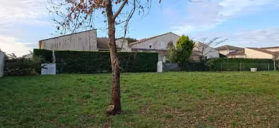 Terrain à bâtir, 599 m²