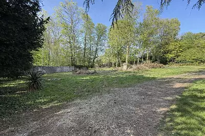 Terrain à bâtir, 1 060 m²