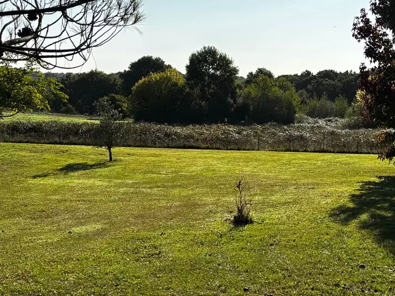 Terrain à bâtir, 850 m² - Lignan-de-Bordeaux (33360)