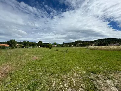 Terrain à bâtir, 300 m²