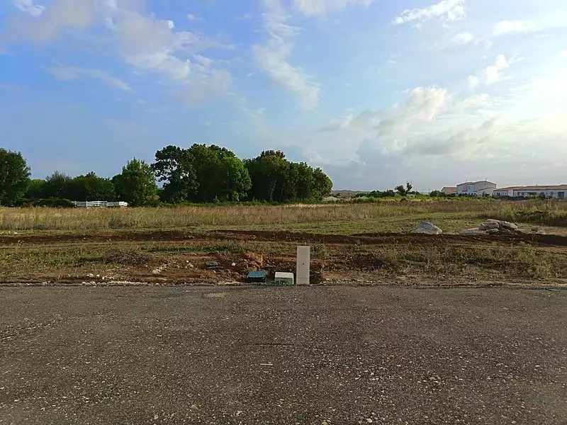 Terrain à bâtir, 628 m² - Port-des-Barques (17730)