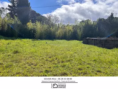 Terrain à bâtir, 1 035 m²