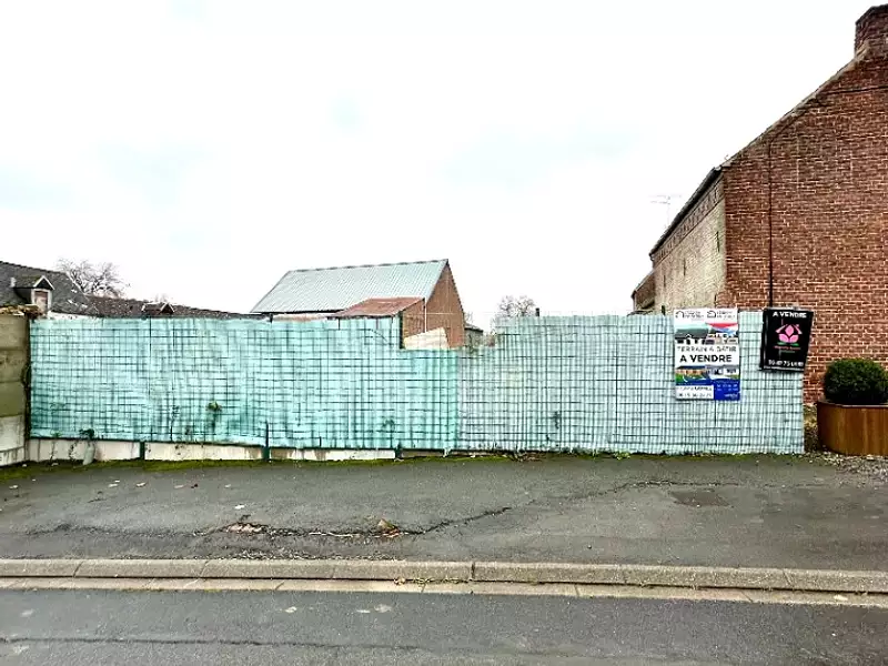 Terrain à bâtir, 682 m² - Clary (59225)