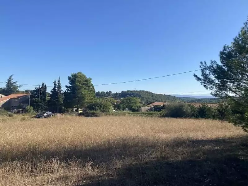 Terrain à bâtir, 2 570 m² - Villeneuve-Minervois (11160)