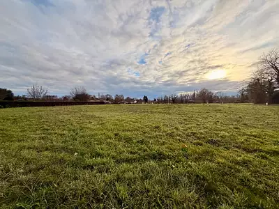 Terrain à bâtir, 1 900 m²