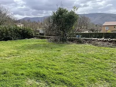 Terrain à bâtir, 800 m²