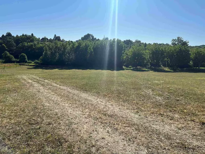 Terrain à bâtir, 3 428 m² - Le Vigan (46300)