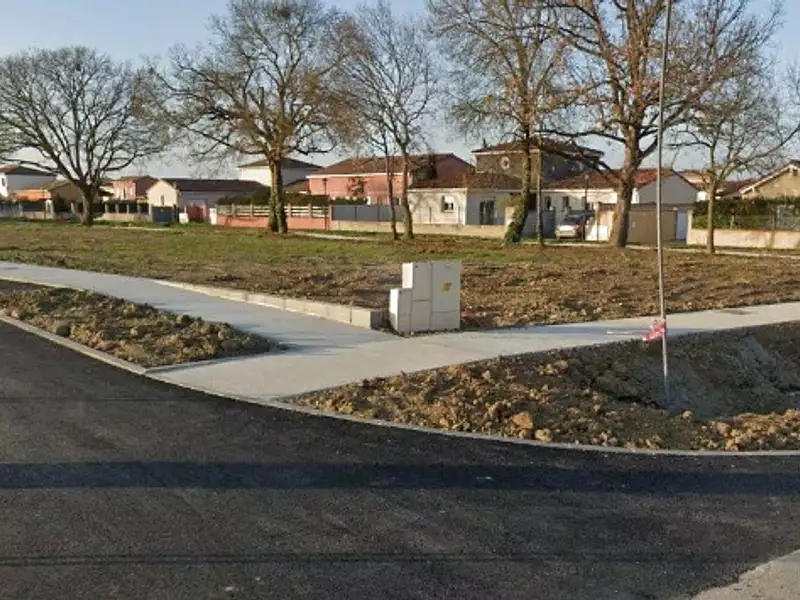 Terrain à bâtir, 550 m² - Lamasquère (31600)