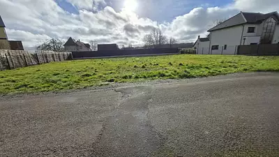 Terrain à bâtir, 989 m²