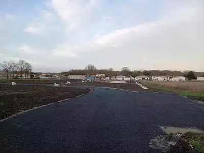 Terrain à bâtir, 468 m²