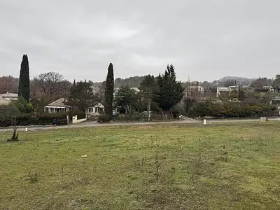 Terrain à bâtir, 811 m²