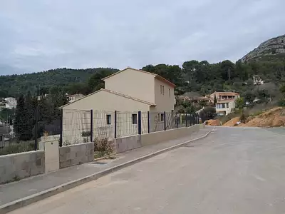 Terrain à bâtir, 329 m²