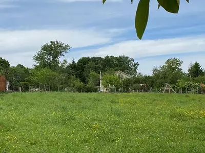 Terrain à bâtir, 740 m²