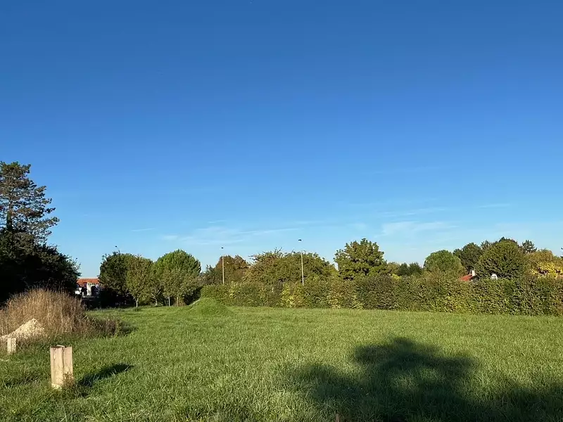 Terrain à bâtir, 1 030 m² - Montgueux (10300)