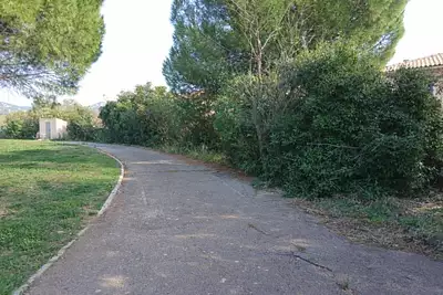 Terrain à bâtir, 967 m²