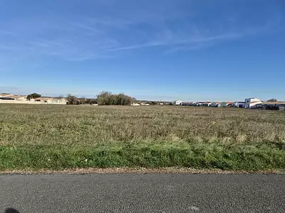 Terrain à bâtir, 370 m²