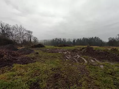 Terrain à bâtir, 700 m²