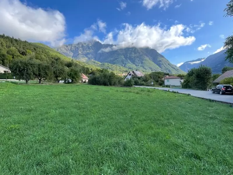 Terrain à bâtir, 1 012 m² - Saint-Firmin (05800)