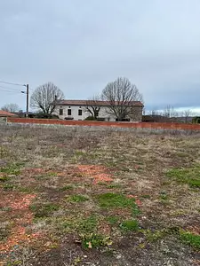 Terrain à bâtir, 746 m²