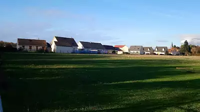 Terrain à bâtir, 700 m²