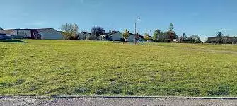 Terrain à bâtir, 1 700 m²