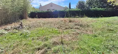 Terrain à bâtir, 660 m²