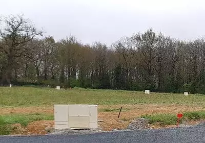 Terrain à bâtir, 220 m²