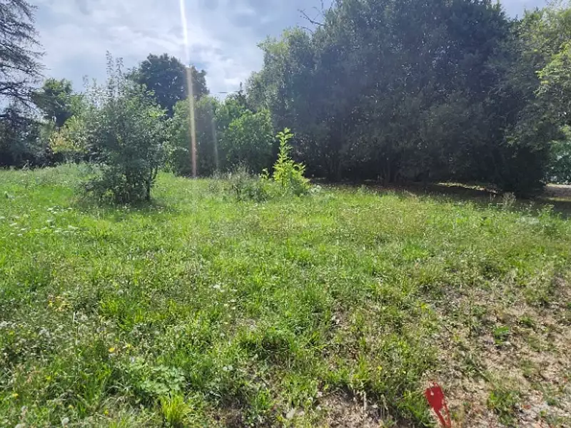Terrain à bâtir, 580 m² - Lombers (81120)
