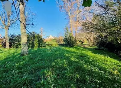 Terrain à bâtir, 1 169 m²