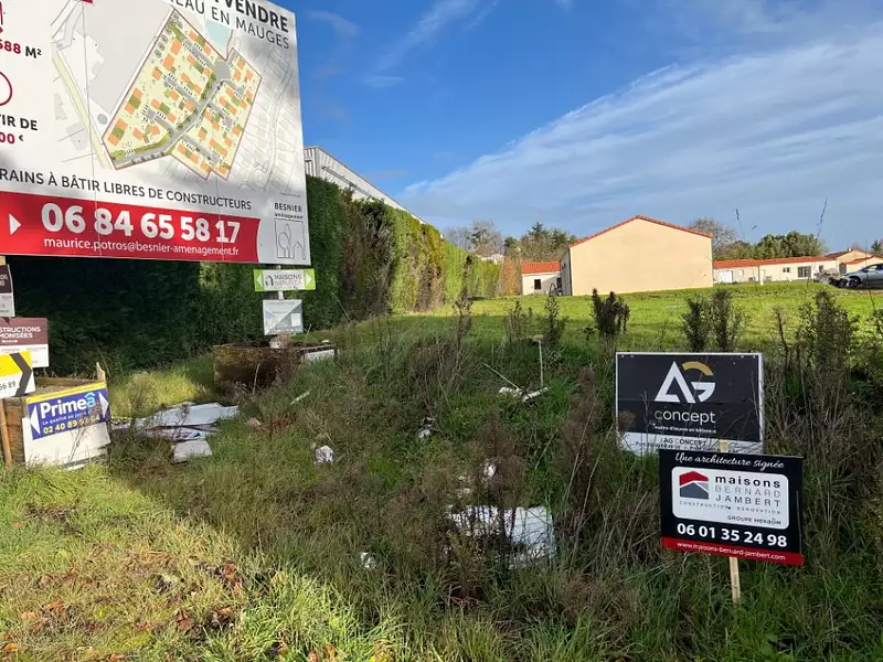 Terrain à bâtir, 410 m² - Beaupréau (49600)